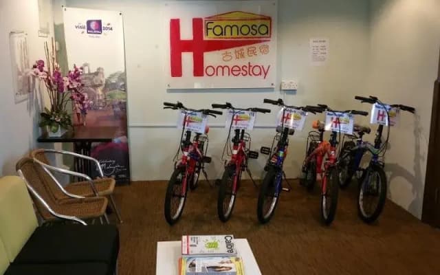Famosa Homestay - photo 3