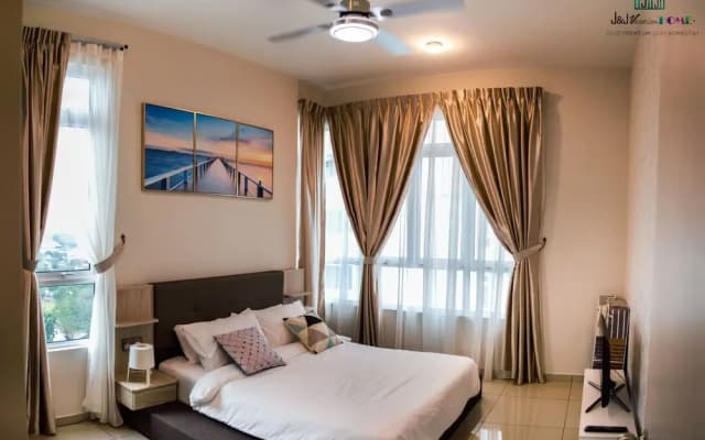J&J Vacation Home @ Parkland Residences - photo 5