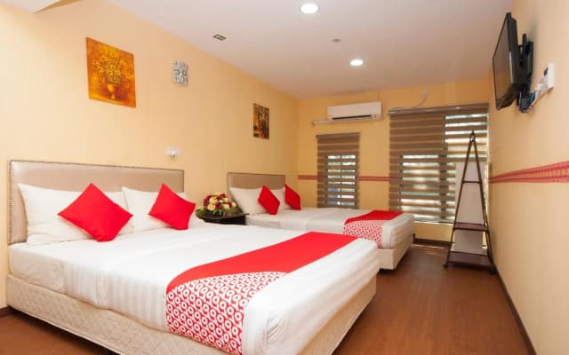 Bintang Square Hotel - photo 3