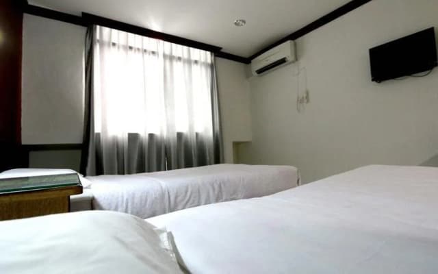 Oriental Inn - photo 3