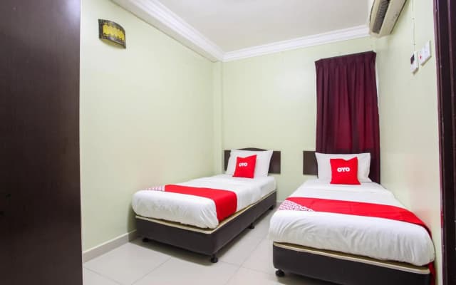 Casavilla Hotel by OYO Rooms - photo 3