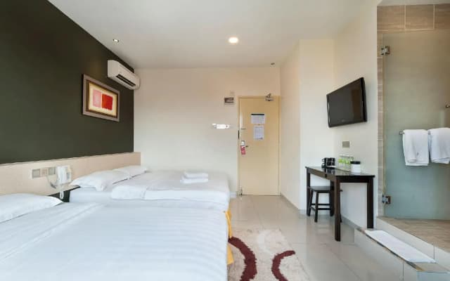 One Avenue Hotel - photo 5