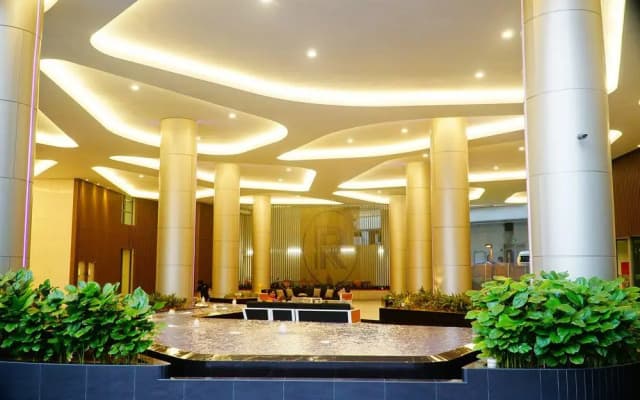 The Robertson by White Forest Suites - photo 2