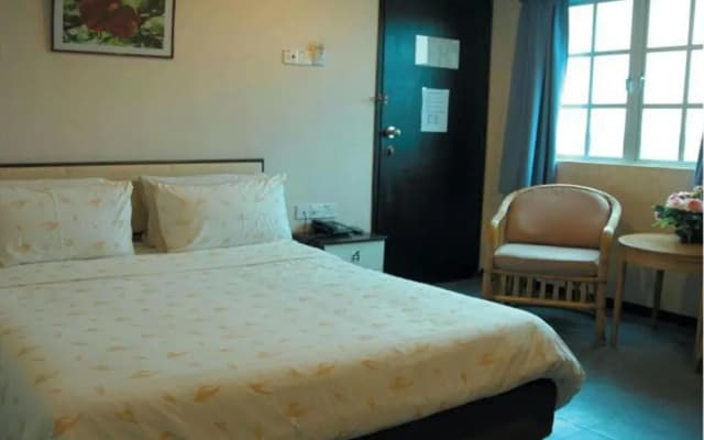 TS Hotel Taman Rinting - photo 3