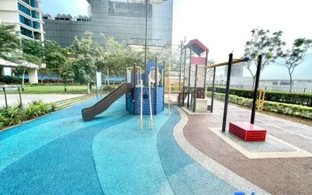 J Cozy 1-5pax Trefoil Setia Alam 100Mps Wifi & TV - photo 5