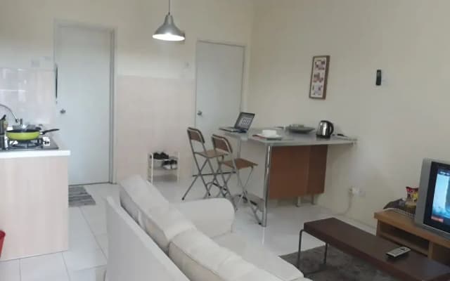1 Room Apartment Vista Pinggiran- Equine - photo 4