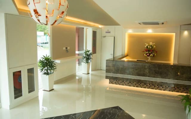 Qlassic Hotel - photo 2