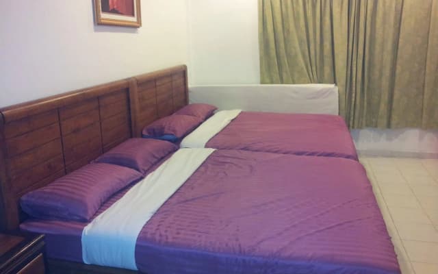 Ferringhi Heritage Budget Hotel - photo 3