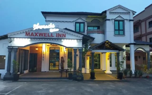 Capital O 90653 Maxwell Inn Boutique Hotel - photo 2