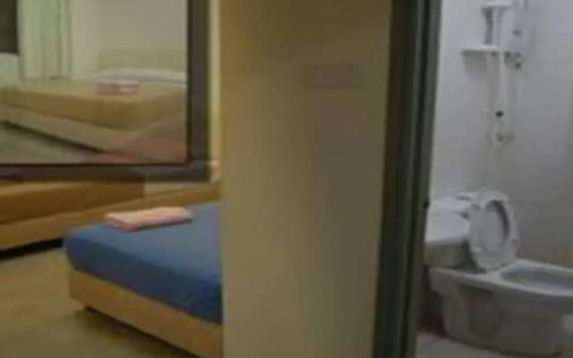 JRL Budget Inn Hotel - photo 2