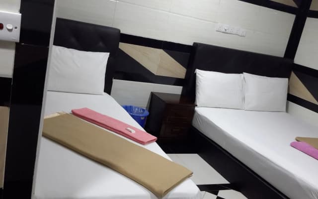 Kota Damansara Business Hotel - photo 5