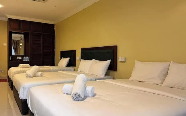 Kesuma Villa Exclusive Stay Near UTHM Batu Pahat - photo 5