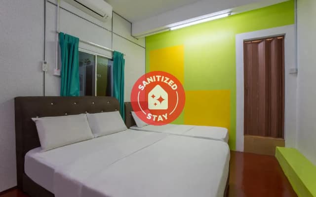 SPOT ON 89788 Musafir Transit Hotel - photo 2