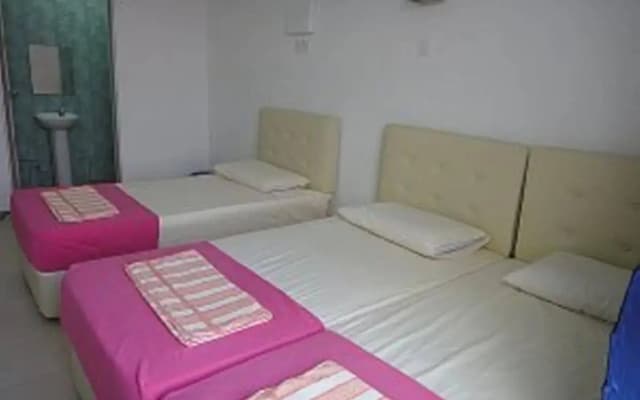 Hotel Suri Kota Bharu - photo 5