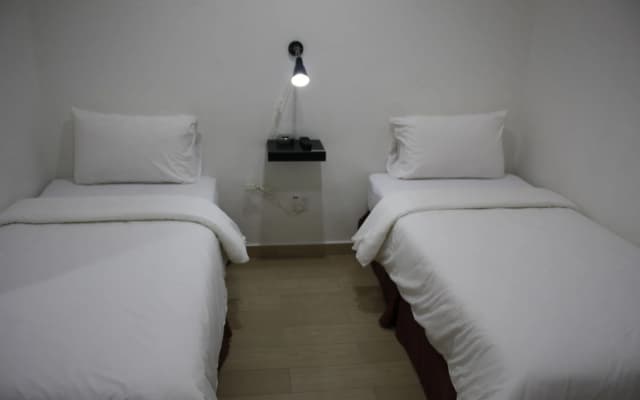 Dynasty Inn Wakaf Che Yeh - photo 4