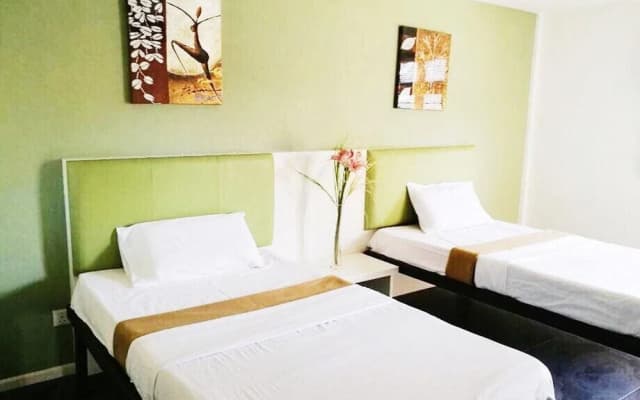 Qi Hotel and Club - photo 4