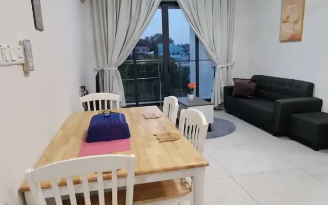 Cityview 2BR Country Garden Danga Bay @ Natol - photo 4