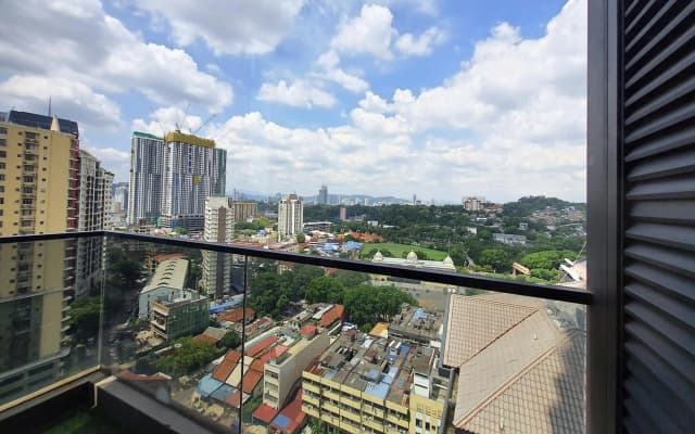 KL Sentral, EST Bangsar by SkyLimit Suites - photo 2