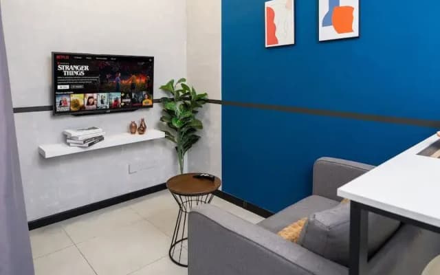 Neu Suites 3rdNvenue by Perfect Host - photo 2