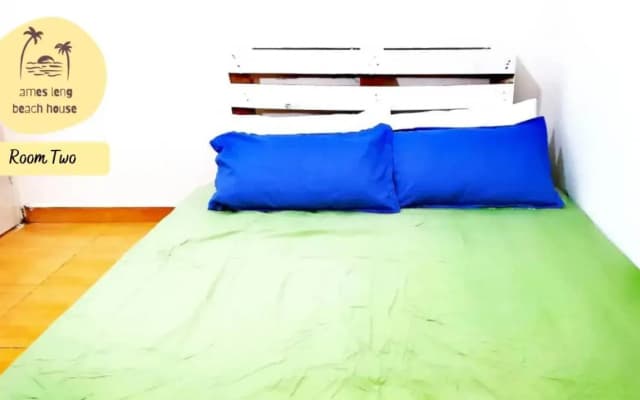 Ames Leng Beach House @ PD 5th Mile - photo 2