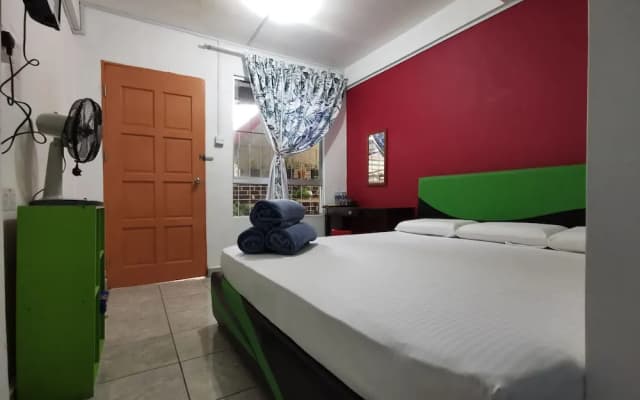 SPOT ON 89963 Sinurambi Homestay 2 - photo 5