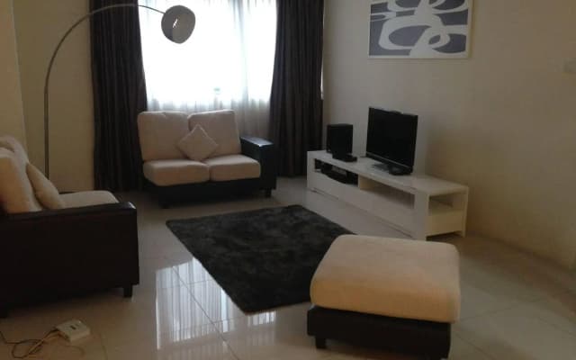 Luxury Service Suite At Taragon KL - photo 3