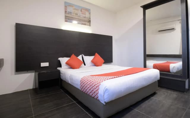 OYO 818 Hotel 11 - photo 3