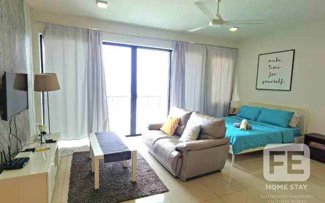 Netflix Wifi Trefoil Homestay Setia Alam FE Studo for 2 pax - photo 4