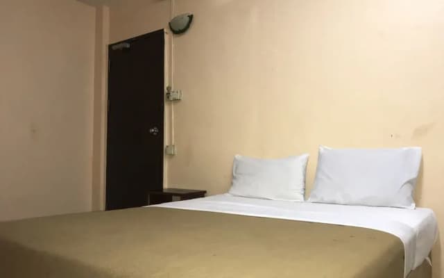 Spot On 89927 Villa Hotel - photo 4