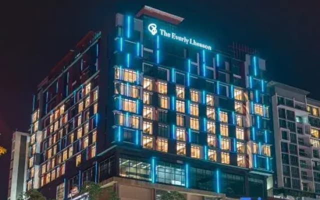 The Everly Lhesson Kuching - photo 2