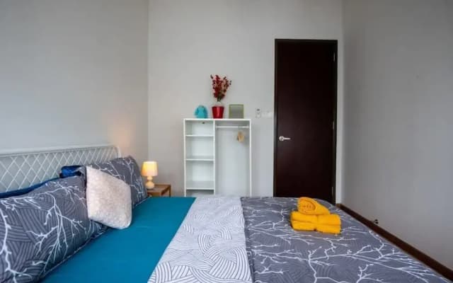 A Stylish 2BR Suite, Water Views, Free Parking - photo 3