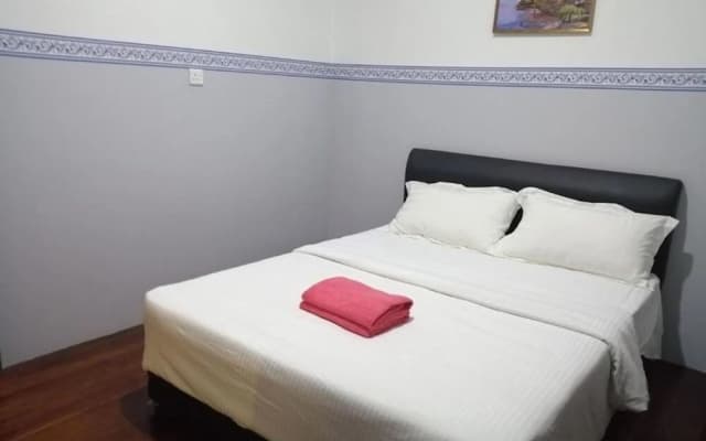 Standard Double Room With Ac in Kuching - photo 4