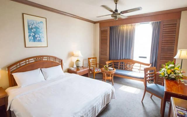 Sabah Oriental Hotel - photo 4