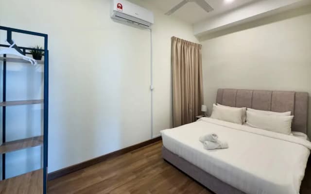 2BR Melaka City Apartment, 5min Drive to Jonker St - photo 3
