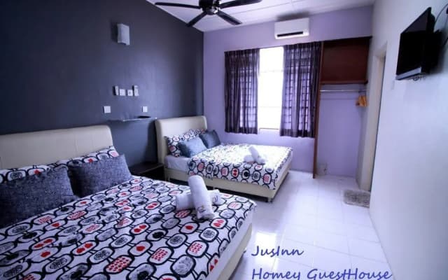 JusInn Homey Guesthouse - photo 3