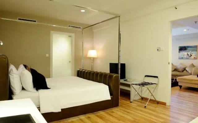 The Palace Hotel Kota Kinabalu - photo 3