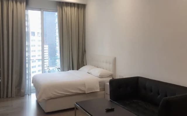 City Residences Premium Studio B.Ceylon - photo 4