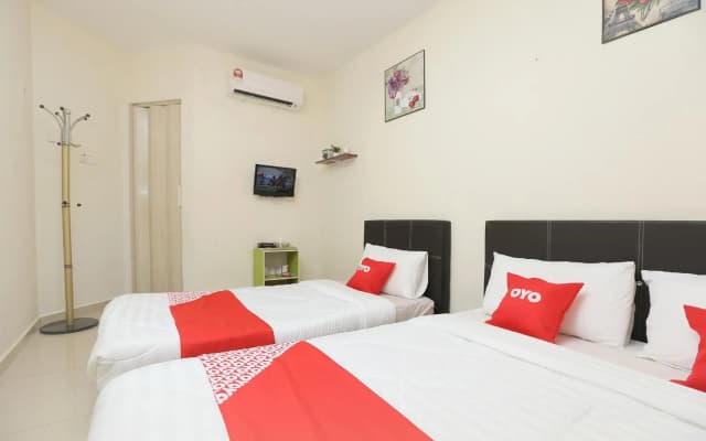 OYO 89902 Semerah Suites Homestay - photo 3