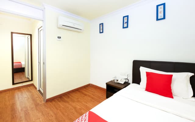 OYO 496 Hotel De Eco Inn - photo 3