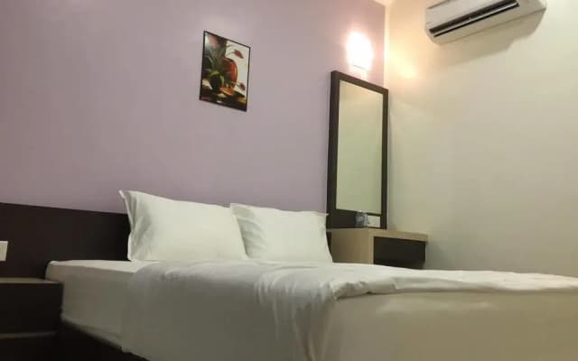 Hi Star Hotel - photo 4