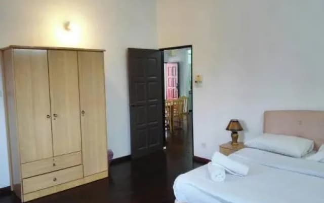 Titi Panjang Apartment Lumut Sitiawan Manjung - photo 4