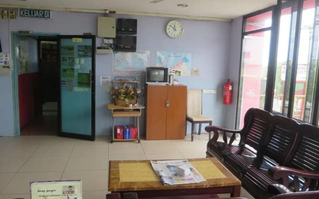 A&j Budget Hotel - photo 2