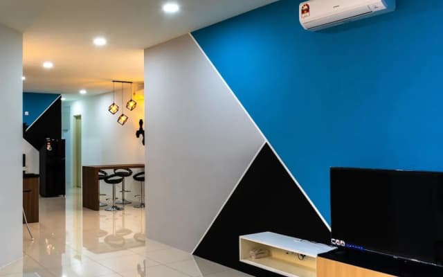 Southwest Designer's Suite by D Imperio Homestay - photo 4