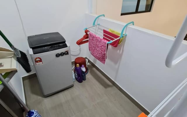 Yara's Homestay at Desaru Utama Residence - photo 2