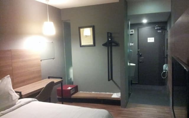 The Leverage Business Hotel Mergong - photo 2