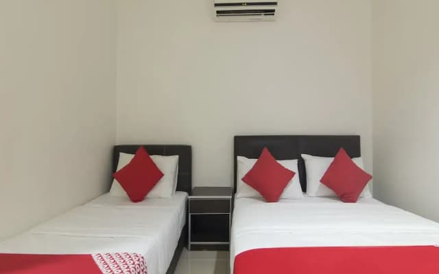 OYO 44072 Mines Cempaka Hotel - photo 3