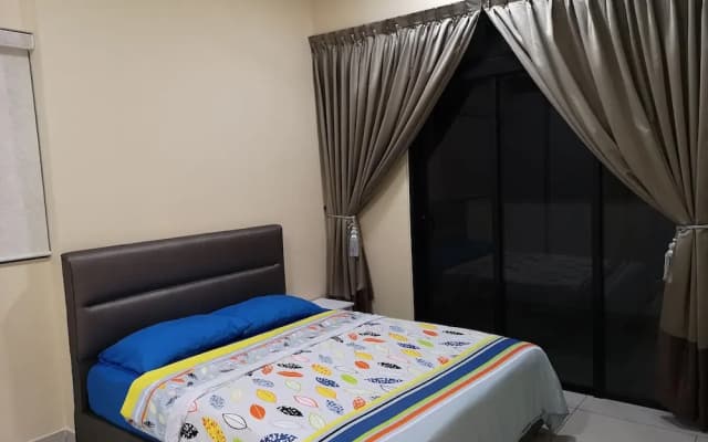 Cozy Condo at The Meridin Medini - photo 3