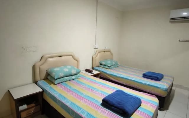 OYO 90895 Hotel Ikia - photo 4