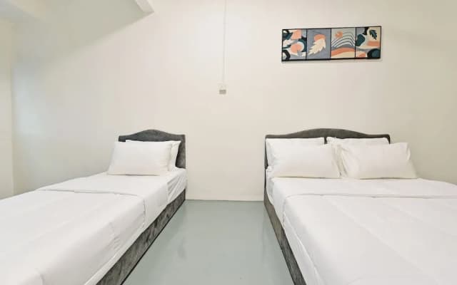 Townhouse OAK Dey Hotel - photo 4