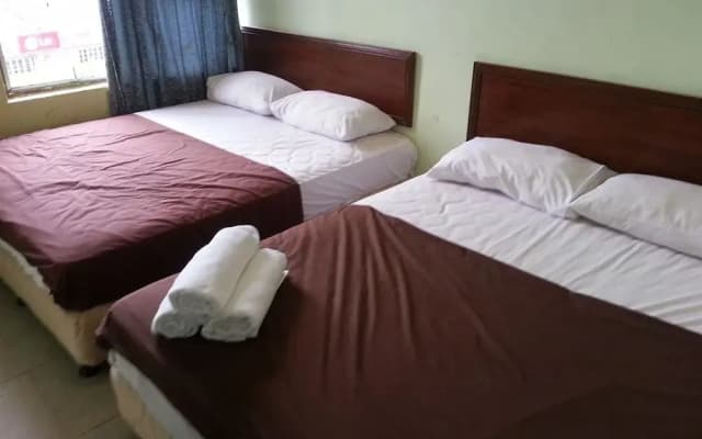 Century Rest Inn - photo 3